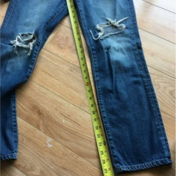 Madewell Distressed Boyfriend Jeans - Picture 12 of 13